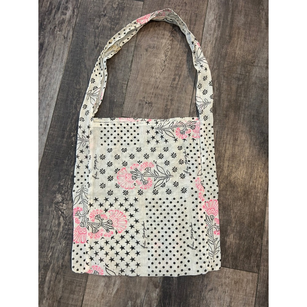 Free People Bohemian‎ Star Floral Print Shoulder Bag Lightweight Casual
